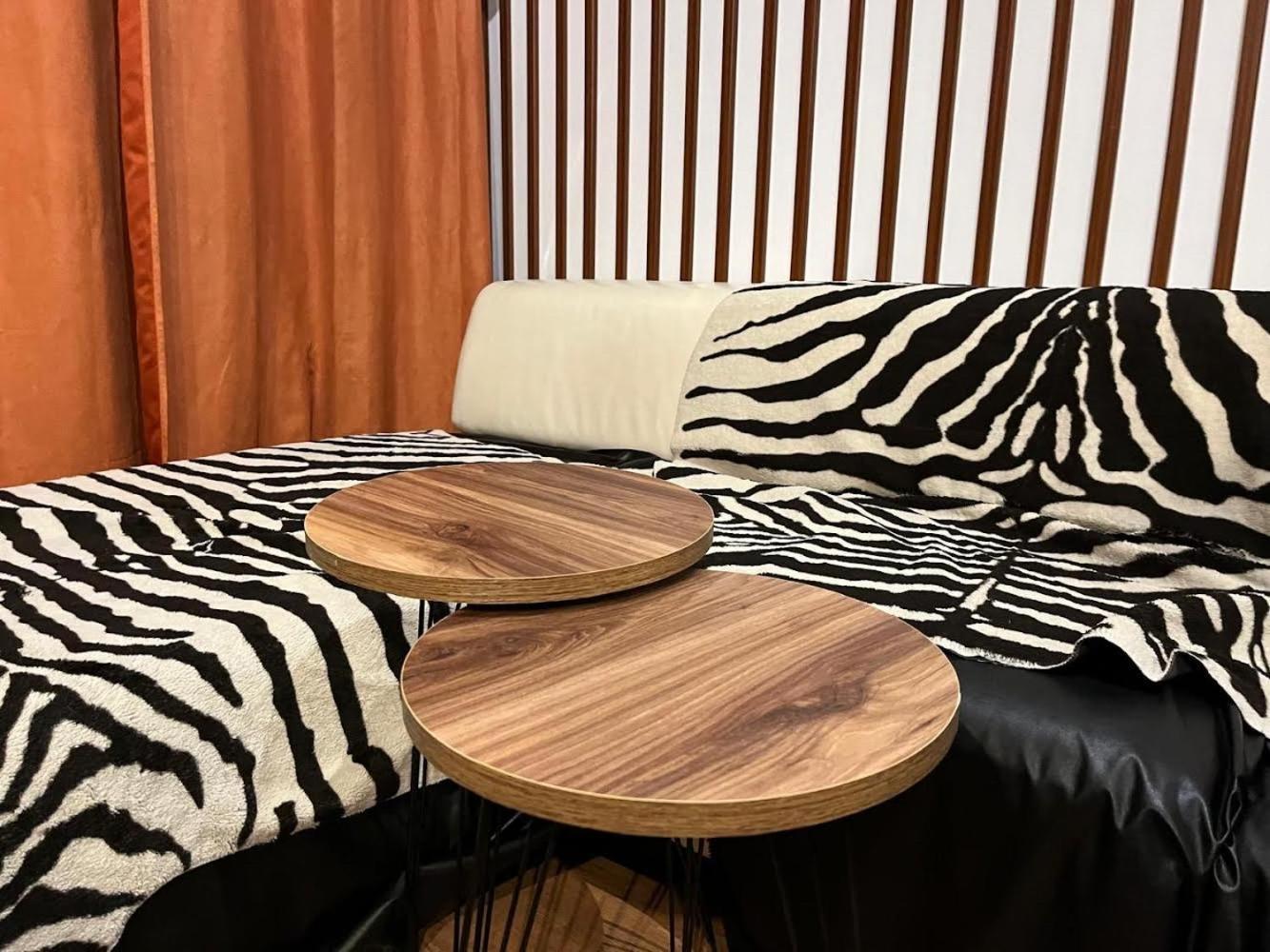 马德里Chic4 Luxury Gran Via公寓 外观 照片